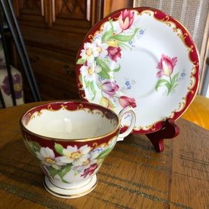Vintage Bell England Narcissus Porcelain Floral Teacup & Matching Saucer.